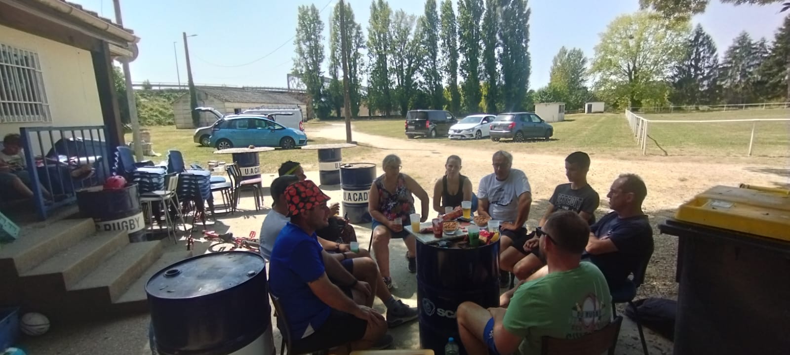 Quand le club-house retrouve tout son éclat grâce à ses bénévoles