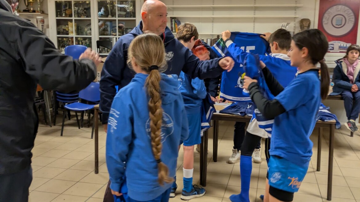 UA Cadillac Rugby – Noël avant l’heure pour les M14 : nouveaux maillots, partenaires engagés et club en plein essor